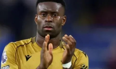 Hoàn tất kiểm tra y tế, Marc Guehi sắp ra mắt Man City