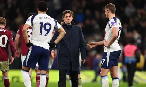 Hành trình sụp đổ của triều đại Thomas Frank tại Spurs
