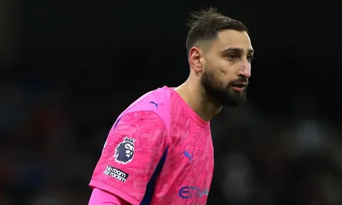 Người đại diện úp mở khả năng Donnarumma rời Man City