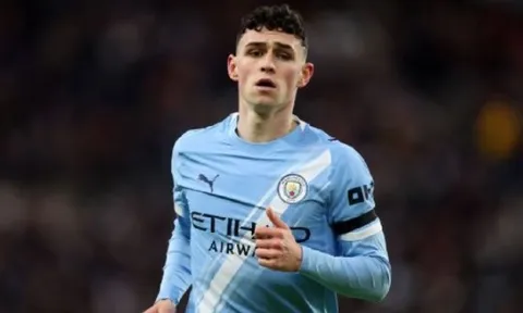 Phil Foden nén đau ra sân trận gặp Bodo/Glimt dù bị gãy tay