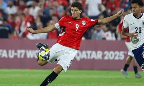 Barca đẩy nhanh vụ chiêu mộ tiền đạo 18 tuổi Hamza Abdelkarim