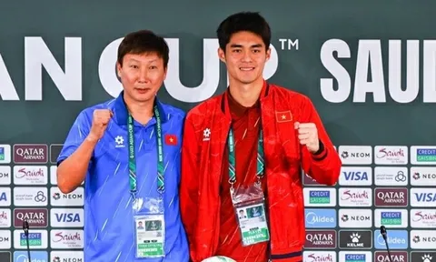 HLV Kim Sang Sik mơ cùng U23 Việt Nam đấu Hàn Quốc tại chung kết