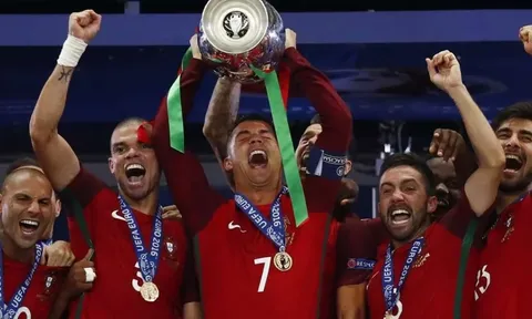 Thủ lĩnh không cần ghi bàn và chương sử bất tử của Ronaldo tại Paris