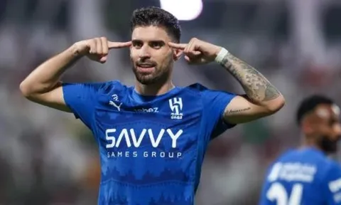 Man Utd gửi thông điệp về tham vọng qua vụ Ruben Neves