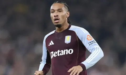 Trụ cột Aston Villa chia tay mùa giải vì chấn thương