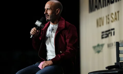 Bình luận viên 'ruột' của UFC lên tiếng: 'Sự kiện của chúng ta quá dài, cần phải thay đổi'