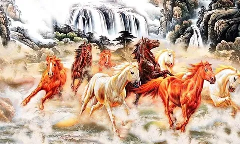 Năm Bính Ngọ 2026, người thuộc 2 mệnh này hợp treo tranh Mã Đáo Thành Công