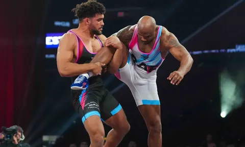 Stephen Buchanan: Tạm gác lồng bát giác, theo đuổi giấc mơ Olympic
