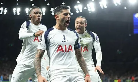 Tottenham thắng nhàn Dortmund nhờ tấm thẻ đỏ tai hại