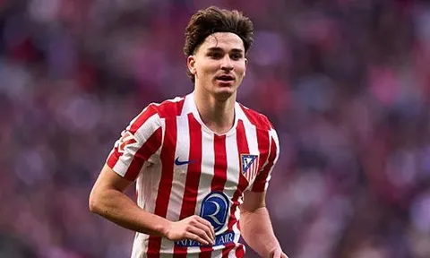 Sếp lớn Barca gặp đại diện Alvarez bàn hợp đồng