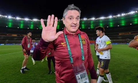 HLV Trung Quốc gọi trận thắng U23 Việt Nam là điên rồ