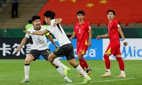 Huyền thoại Trung Quốc nói thẳng điểm yếu của U23 Việt Nam