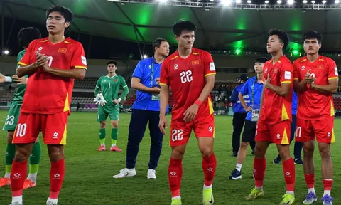 U23 Việt Nam cần cú vấp trước Trung Quốc để trưởng thành