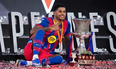 Barca muốn mượn Rashford thêm 1 mùa thay vì mua đứt