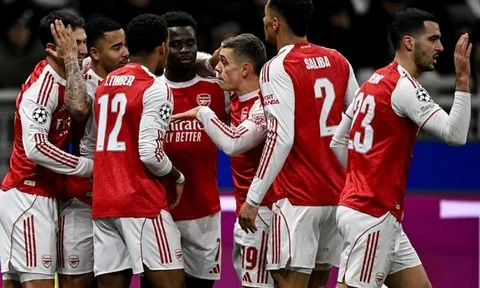 Arsenal thảnh thơi và thế khó của 5 ông lớn nước Anh tại C1