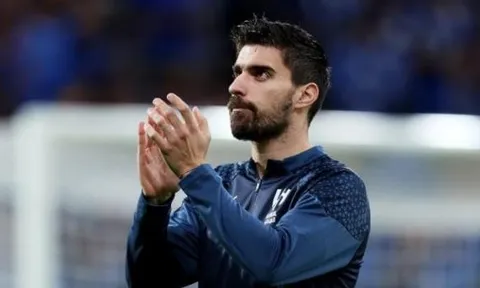 Ruben Neves bật đèn xanh cho MU, lương 300.000 bảng là rào cản