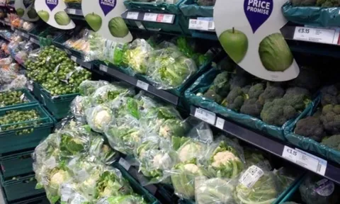 Nhân viên siêu thị tiết lộ: 7 thứ tuyệt đối không nên mua, món thứ 2 dù giảm giá cũng “né gấp”