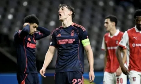 Hỏng 11m và phản lưới nhà, Nottingham thua trận thứ 2 ở Europa League