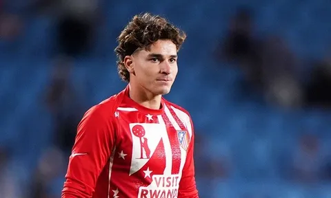 Arsenal đại chiến Chelsea giành Julian Alvarez