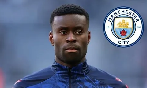 Man City chờ đợi Marc Guehi giải cứu hàng thủ trước Wolves