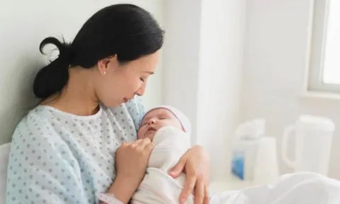 khi nào áp dụng nghỉ chế độ thai sản 7 tháng?