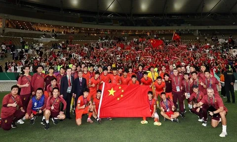 U23 Trung Quốc thắp lại hy vọng từ đống tro tàn