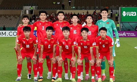 Thế hệ vàng U23 cạnh tranh với các đàn anh tuyển Việt Nam