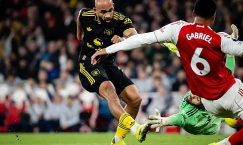 Mbeumo cân bằng kỳ tích 13 năm của Van Persie tại Man Utd