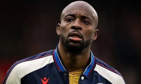 Palace đòi "tiền tươi", Juve vỡ mộng chiêu mộ Mateta