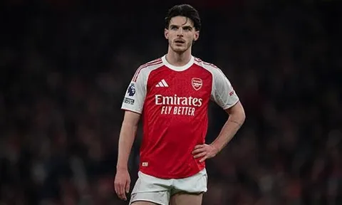 Rice không thể mãi gồng gánh một Arsenal tự sụp đổ