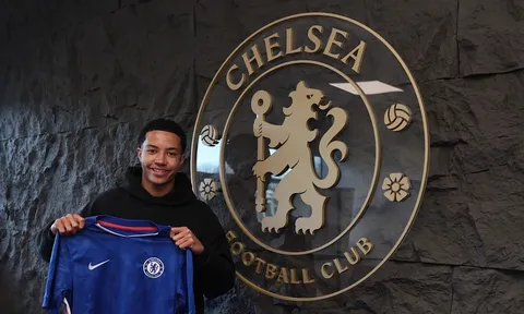 CHÍNH THỨC: Chelsea hoàn tất thương vụ Yisa Alao