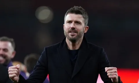 Paul Scholes khuyên MU thận trọng khi bổ nhiệm Carrick