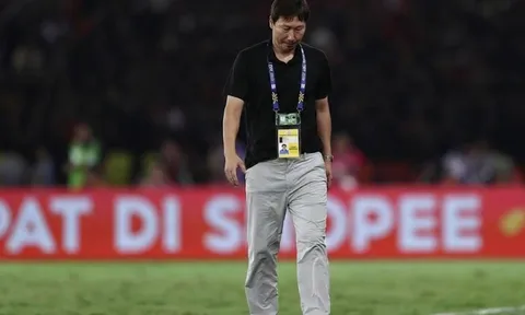 Báo Hàn nể trọng khi HLV Kim Sang Sik không ăn mừng