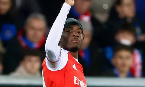"Thần đồng 10/10" đe dọa tương lai Madueke tại Arsenal