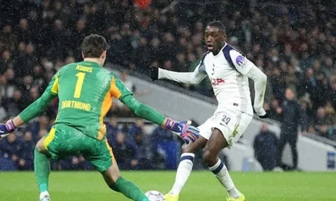 Juventus săn Kolo Muani mở đường để Spurs mua Mateta