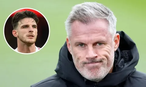 Carragher hé lộ sai lầm chuyển nhượng lớn nhất của Liverpool