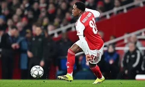 Mikel Arteta trình làng thần đồng 17 tuổi tại Champions League