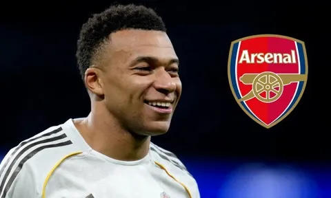 Sagna "vẽ đường" cho Mbappe đến Arsenal