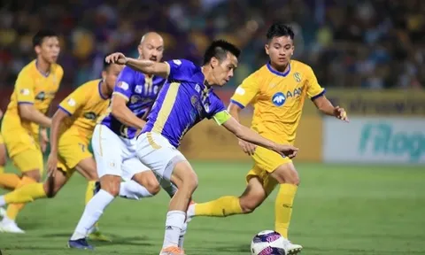 Soi trận SLNA vs Hà Nội: Văn Quyết thách thức Cao Văn Bình