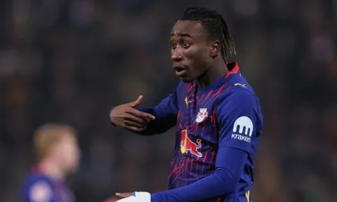 Arsenal đại chiến Man Utd, Liverpool vụ Yan Diomande