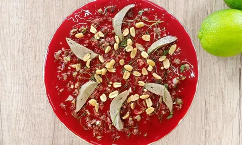 5 người không nên ăn tiết canh