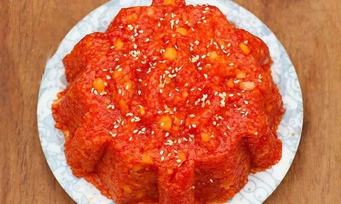 Thả thứ này vào nấu xôi gấc: Xôi mềm dẻo, đỏ au nhìn là muốn ăn ngay