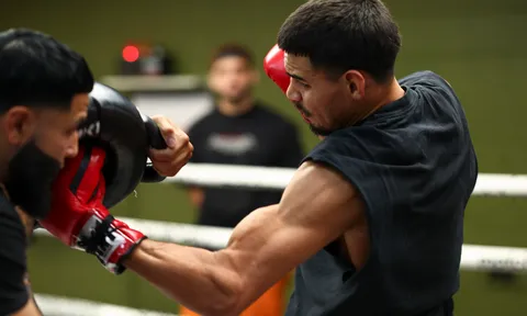 Diego Pacheco bất ngờ bỏ trận tranh đai WBO: Cú tự hủy của một tài năng?