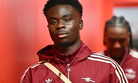 Bukayo Saka lỡ trận gặp Leeds vì chấn thương khi khởi động