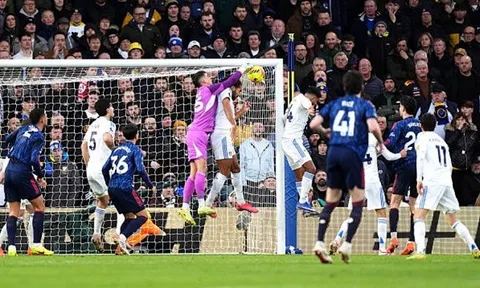Vì sao bàn thứ 2 của Arsenal trước Leeds không tính cho Madueke?