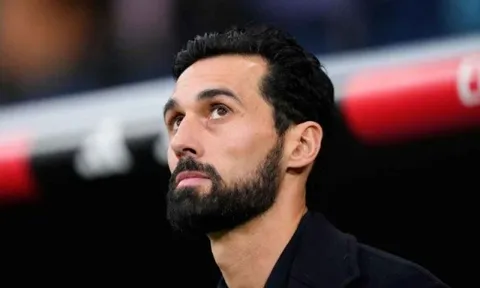 Arbeloa kỳ vọng CĐV sát cánh cùng Real sau cú sốc tại C1