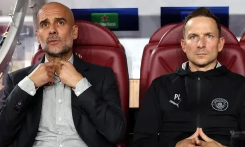 Pep Lijnders hé lộ lời khuyên của Klopp về việc gia nhập Man City