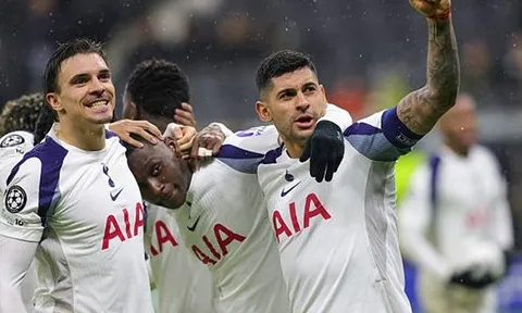 Tottenham và nghịch lý của lòng tin trước Man City