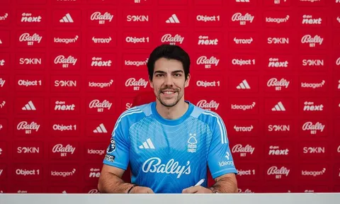 CHÍNH THỨC: Stefan Ortega gia nhập Nottingham Forest