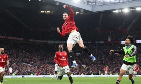 Chuyên gia Sky Sports ca ngợi bản lĩnh của MU